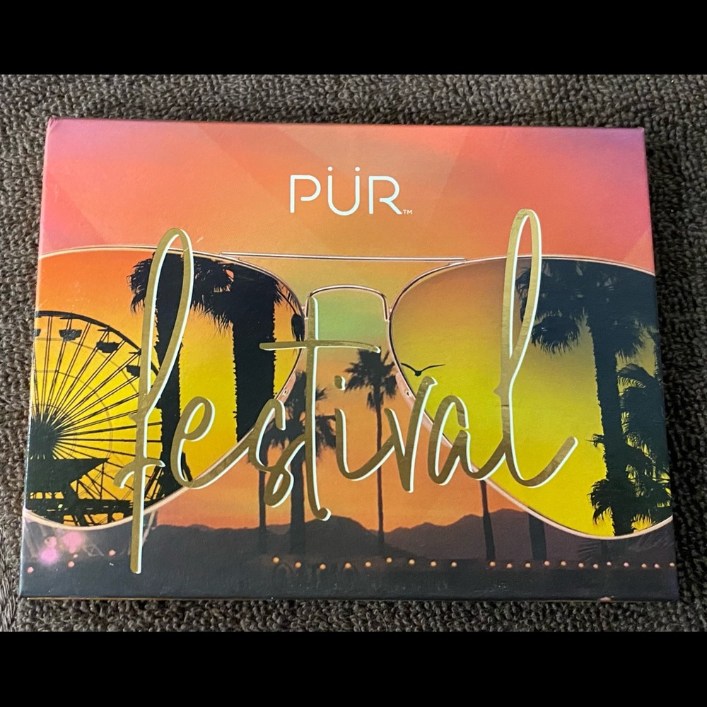 Brand New Festival Pressed Pigment Palette